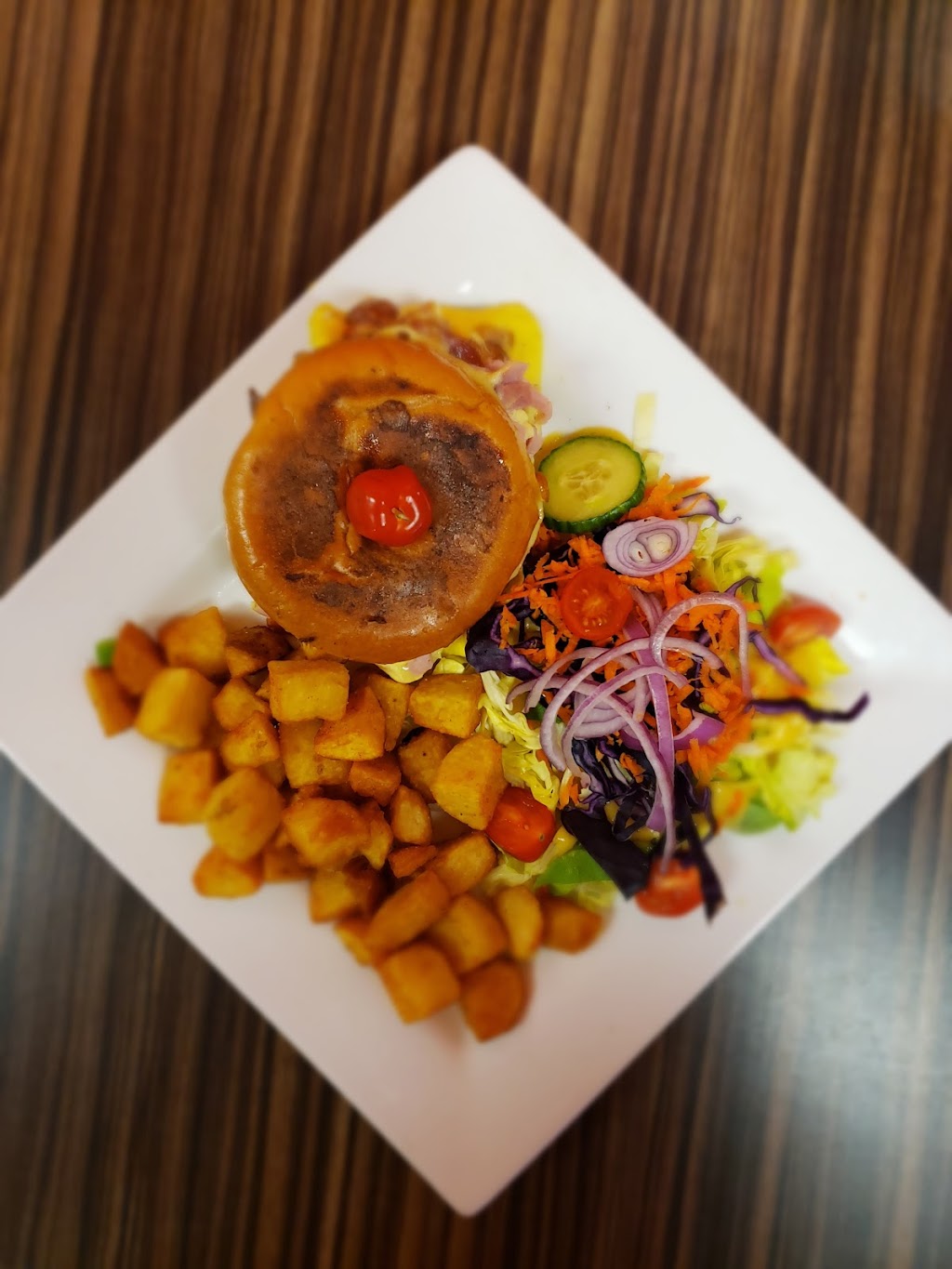 Eggsquis Laprairie Dejeuner et Diner | 165 Bd Taschereau, La Prairie, QC J5R 6G8, Canada | Phone: (450) 907-4166
