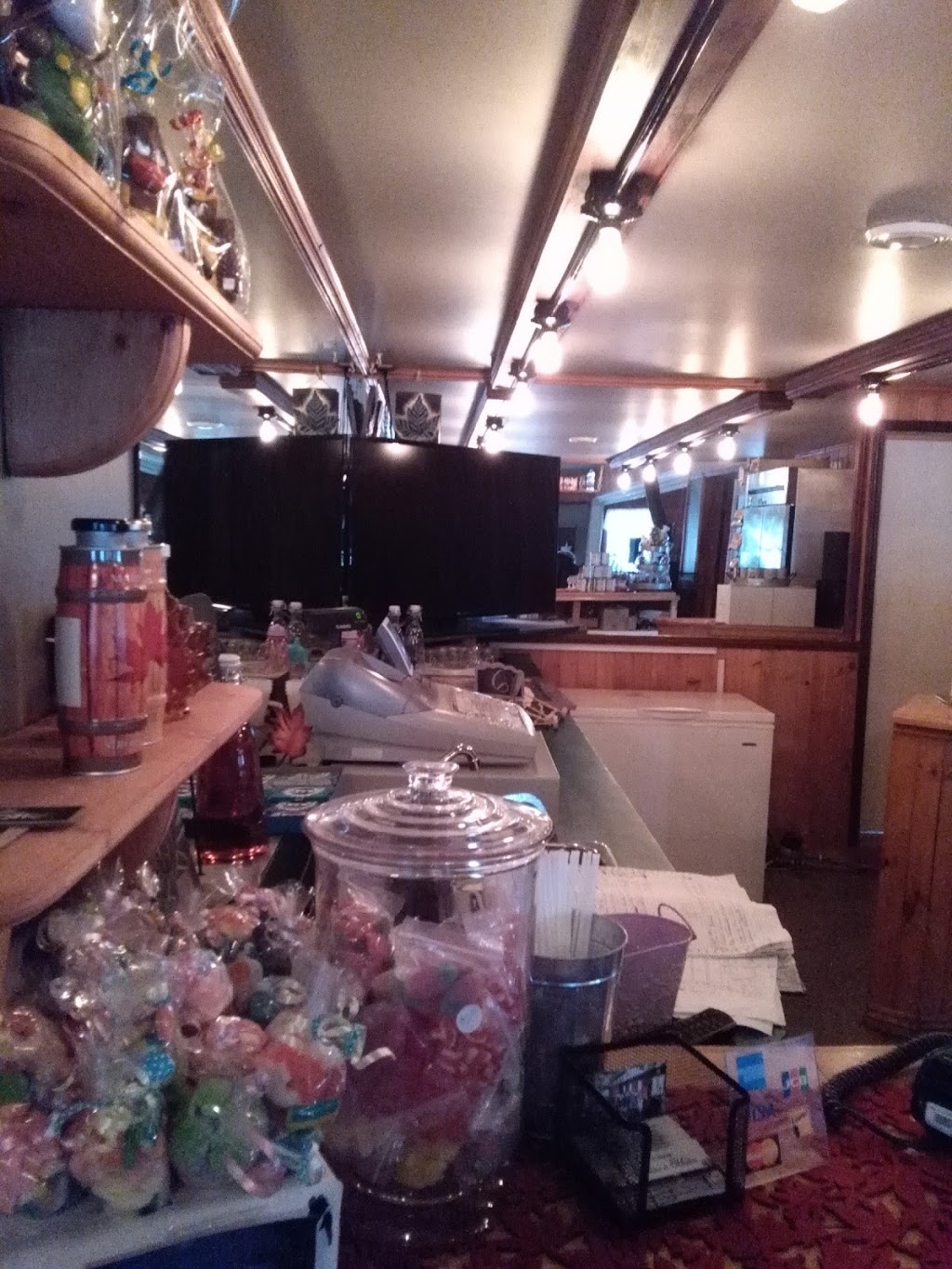 Fermes Avicole | 118 Rang Saint-Joseph, Saint-Chrysostome, QC J0S 1R0, Canada | Phone: (450) 826-0584