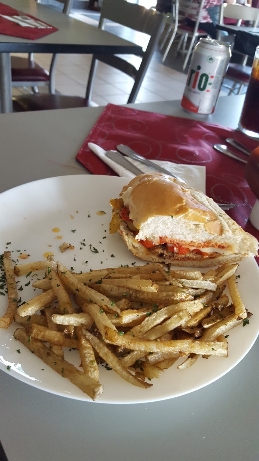 Zios Italian Comfort Food | 110 Anne St S, Barrie, ON L4N 2E3, Canada | Phone: (705) 252-5410