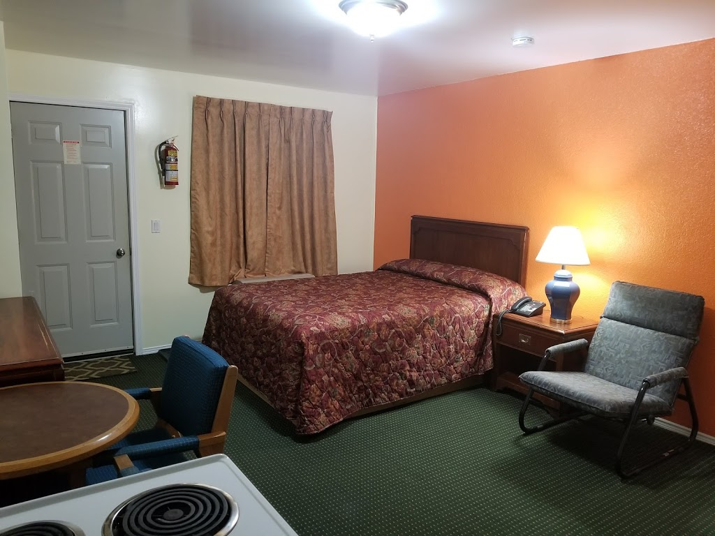 Norvic Motel | 1340, Hwy 17 East, Wahnapitae, ON P0M 3C0, Canada | Phone: (705) 694-4818