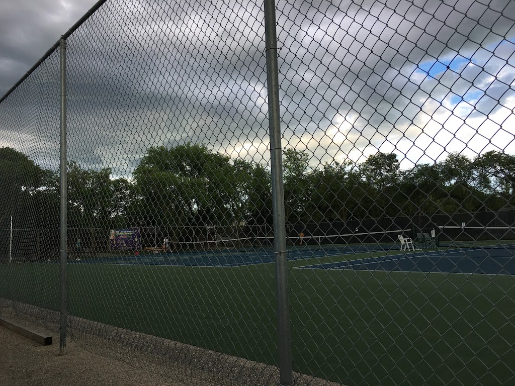 Tuxedo Tennis Club | 370 Southport Blvd, Winnipeg, MB R3P 0S9, Canada | Phone: (204) 837-3766