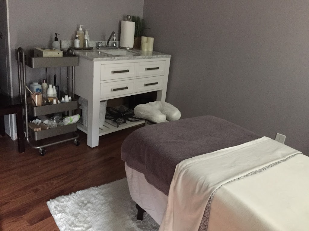 ReTreat Esthetic Studio | 365 Park Ave E, Chatham, ON N7M 3W2, Canada | Phone: (519) 359-2619