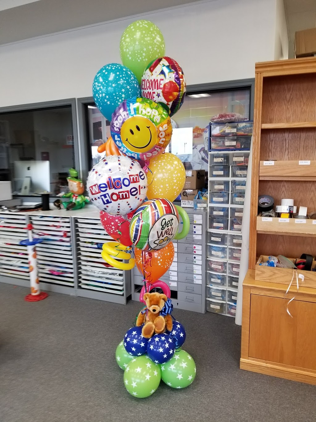 Balloon Masters | 454 Dingens St, Buffalo, NY 14206, USA | Phone: (716) 685-5590