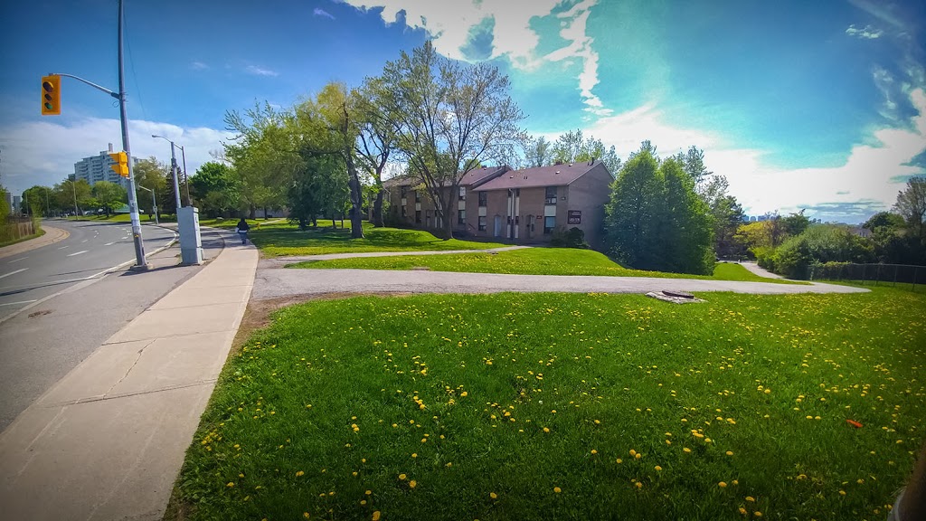 OShea Walkway | OShea Walkway, 36 OShea Crescent, North York, ON M2J 2N5, Canada | Phone: (416) 338-4386