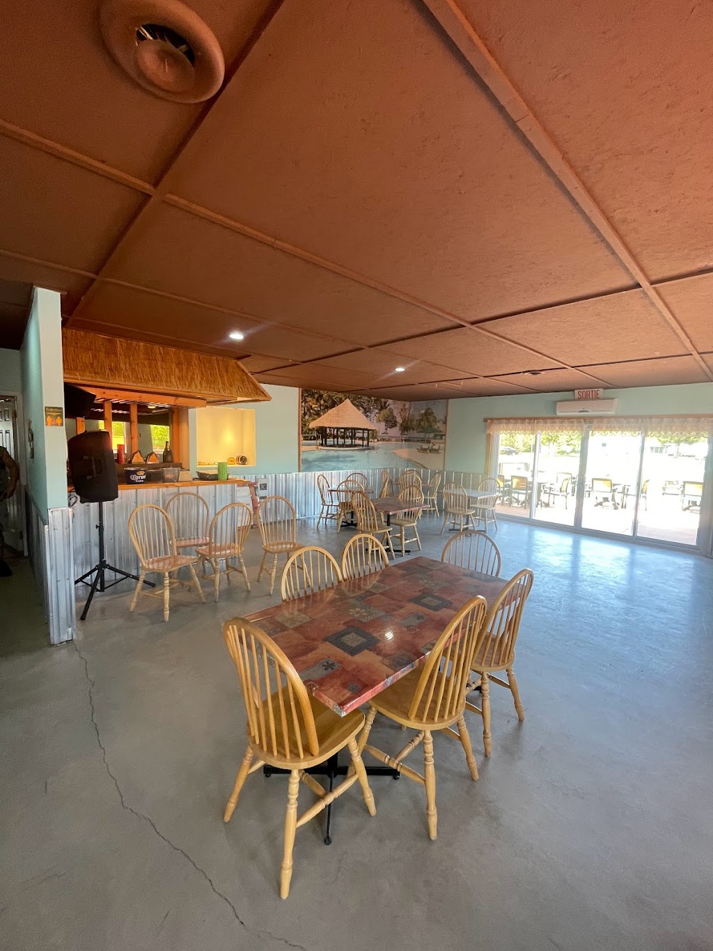 Casse-Croûte Chez Pôpa | 2470 Chem. de la Belle Montagne, Saint-Paulin, QC J0K 3G0, Canada | Phone: (438) 830-9133