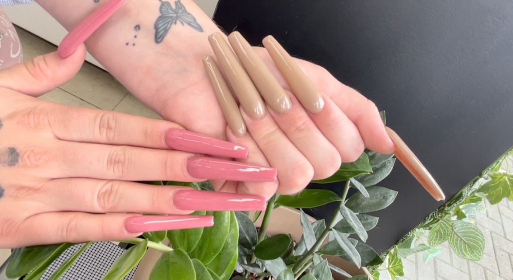 Muskoka Nails & Spa | 233 ON-60, Huntsville, ON P1H 1C2, Canada | Phone: (705) 788-2260