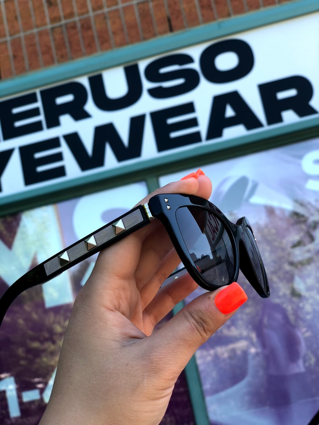 Leruso Eyewear | 7131 Bathurst St Unit 105, Thornhill, ON L4J 7Z1, Canada | Phone: (905) 881-4123
