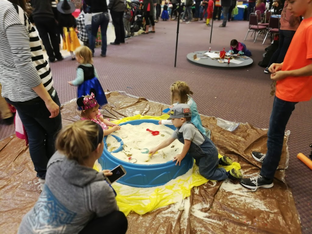 Carstairs Community Hall | 1100 Lackner Way, Carstairs, AB T0M 0N0, Canada | Phone: (403) 337-3341