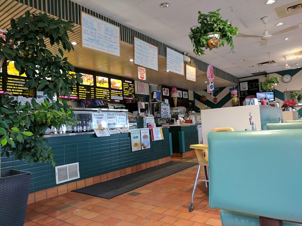 Country Stop Burgers | 15101 ON-48, Whitchurch-Stouffville, ON L4A 7X3, Canada | Phone: (905) 640-4089
