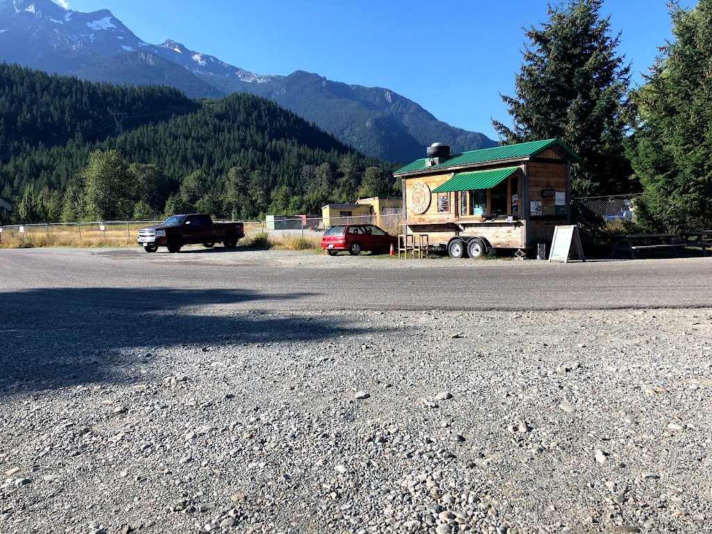 Lynx Cafe | 7374 Sea to Sky Hwy, BC-99, Pemberton, BC V0N 2L1, Canada | Phone: (604) 935-4849