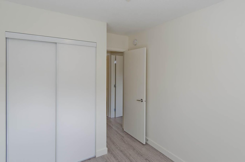 Willow Park Gardens | 364 99 Ave SE, Calgary, AB T2J 0J7, Canada | Phone: (403) 215-9449
