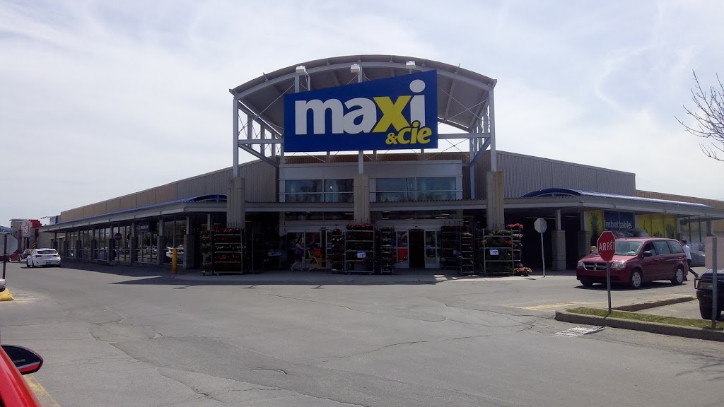 Maxi & Cie | 339 Boul Labelle, Rosemère, QC J7A 2H7, Canada | Phone: (450) 437-0471