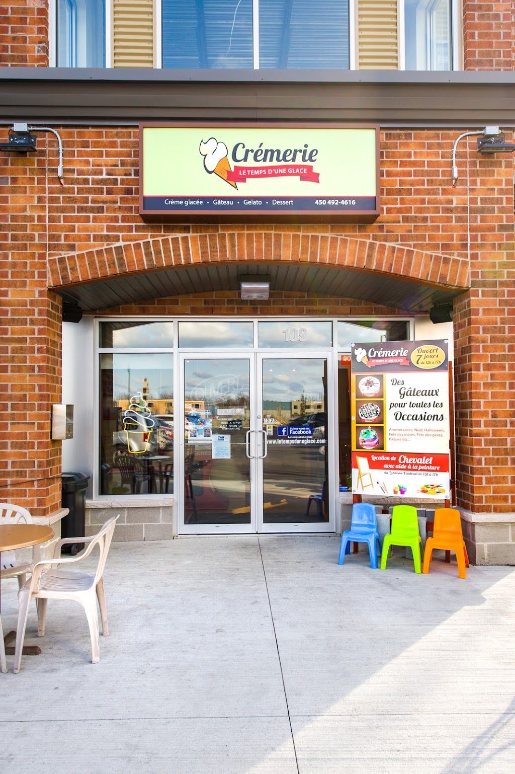 Crémerie Le Temps DUne Glace Terrebonne | 3175 Boulevard de la Pinière Local 109, Terrebonne, QC J6X 4P7, Canada | Phone: (450) 492-4616