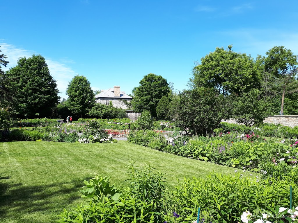 Maplelawn Garden | 497-529 Richmond Rd, Ottawa, ON K2A 0G3, Canada | Phone: (800) 465-1867