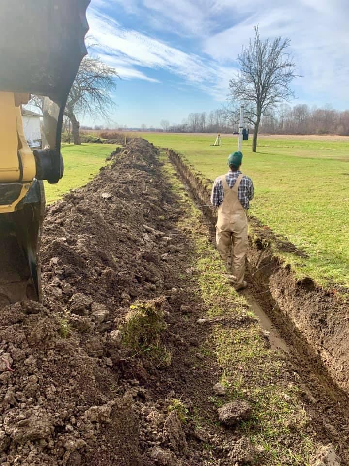 J&J Miller Excavating | 3284 Kimball Rd, Courtright, ON N0N 1H0, Canada | Phone: (519) 328-4197