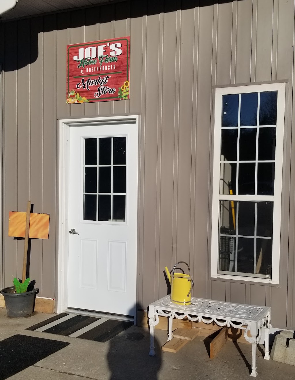JOES HOME FARM and Greenhouses | 6866 Wellington 16, Belwood, ON N0B 1J0, Canada | Phone: (416) 562-4170