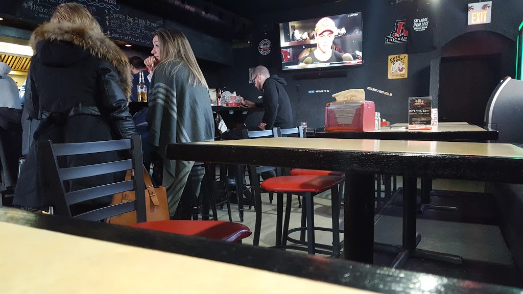 Mommaz Boyz | 454 First Ave, Welland, ON L3C 6A7, Canada | Phone: (905) 735-8388