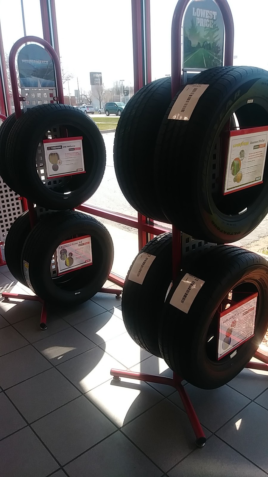 Discount Tire | 4530 24th Ave, Fort Gratiot Twp, MI 48059, USA | Phone: (810) 385-8460