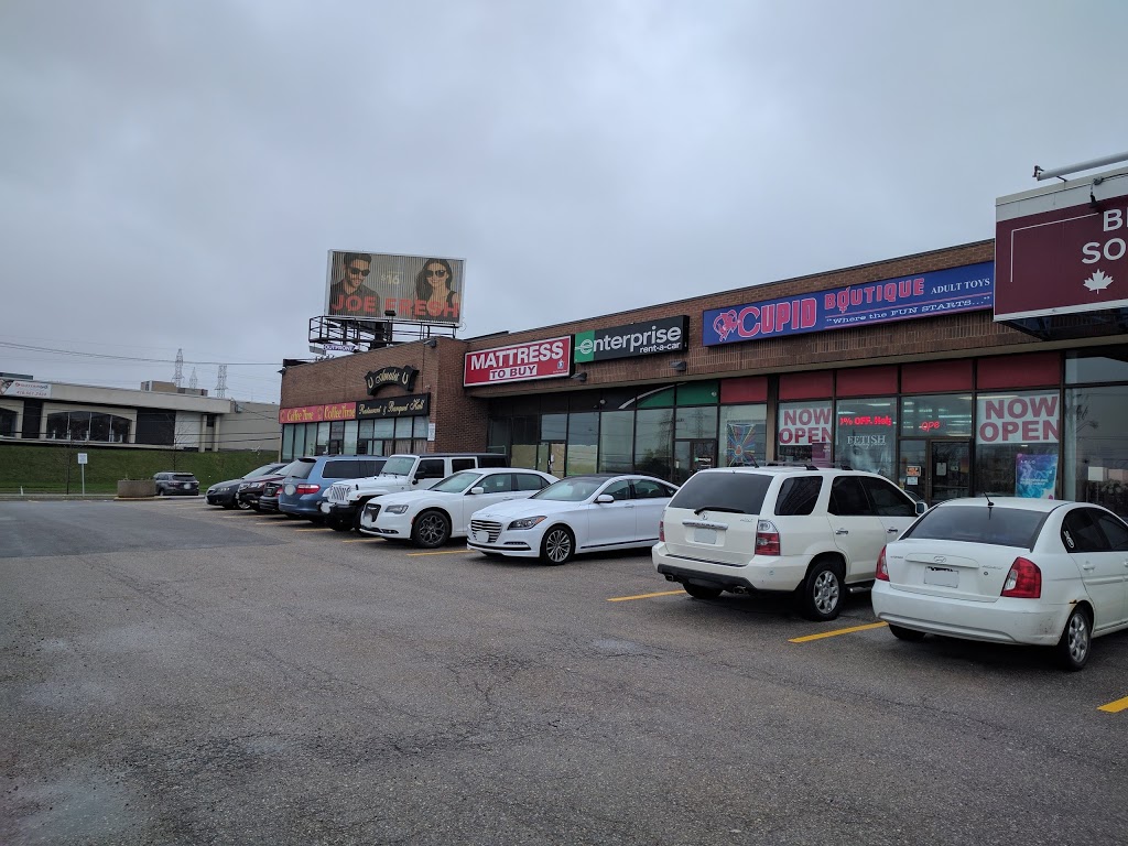 Amulet Restaurant & Banquet Hall | 4700 Dufferin St, North York, ON M3H 5S7, Canada | Phone: (416) 663-7820