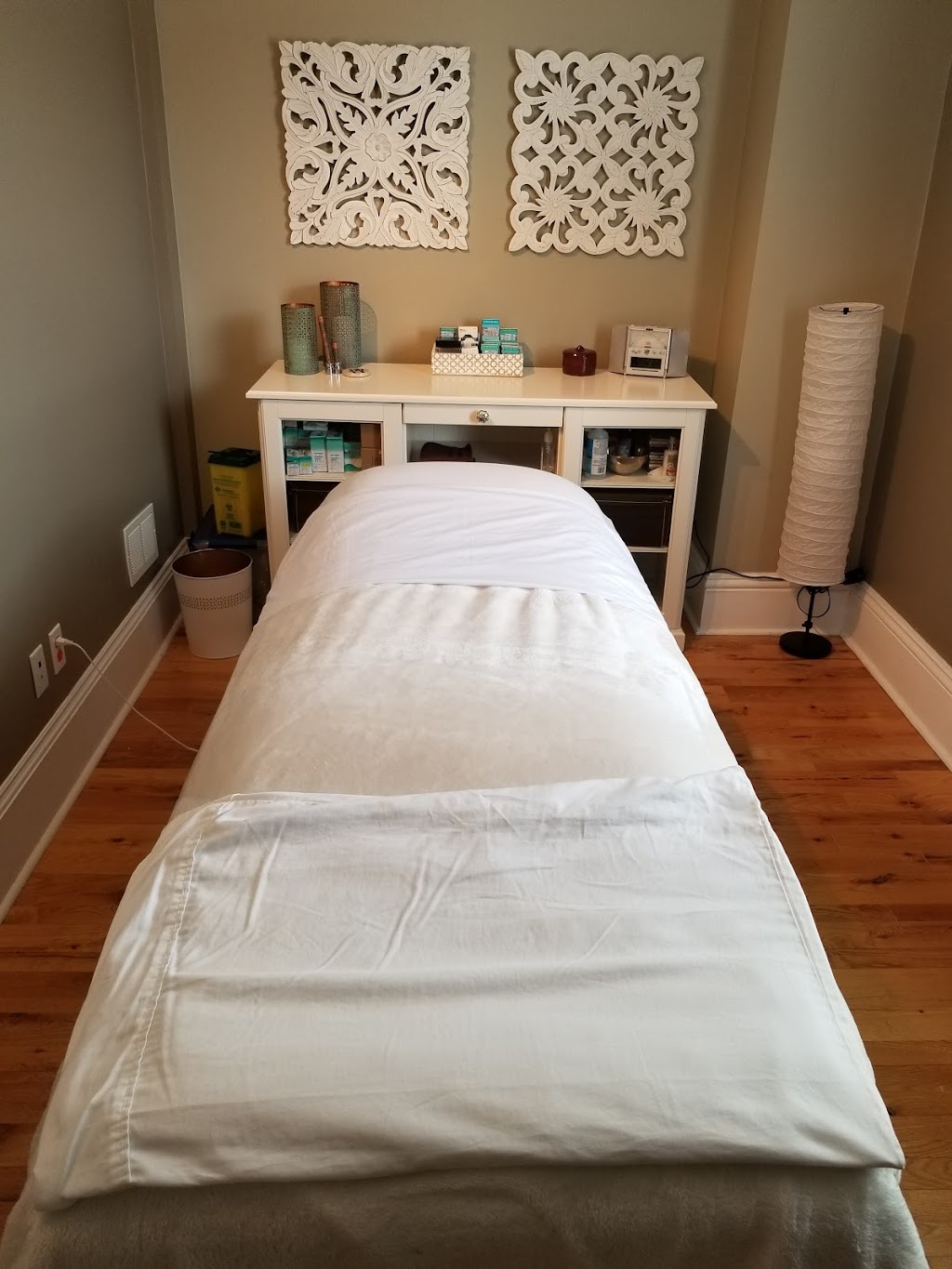 Serenity Kneaded @ My Cambridge Health | 265 Ainslie St S, Cambridge, ON N1R 3L3, Canada | Phone: (226) 600-3446