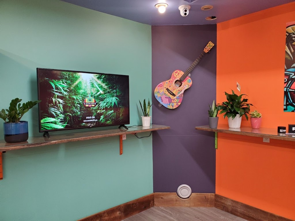 Cannabis 228 | 28 Raglan St N Suite 228, Renfrew, ON K7V 1N6, Canada | Phone: (613) 432-2288