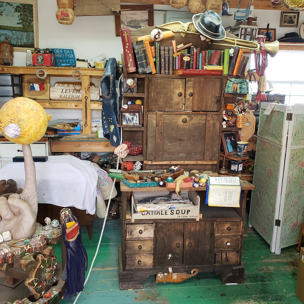 Woodchuck Carvings | 1554 NB-475, Baie de Bouctouche, NB E4S 4R2, Canada | Phone: (506) 743-5222