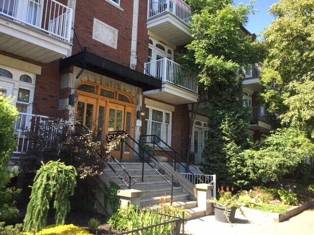 Laurence Garel Massothérapie énergétique | 1133 Bd Saint-Joseph E, Montréal, QC H2J 1L3, Canada | Phone: (514) 809-5535