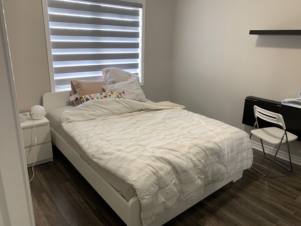 Vipul Bed and Breakfast | Rockbrook Trail, Brampton, ON L7A 4H8, Canada | Phone: (416) 662-4759