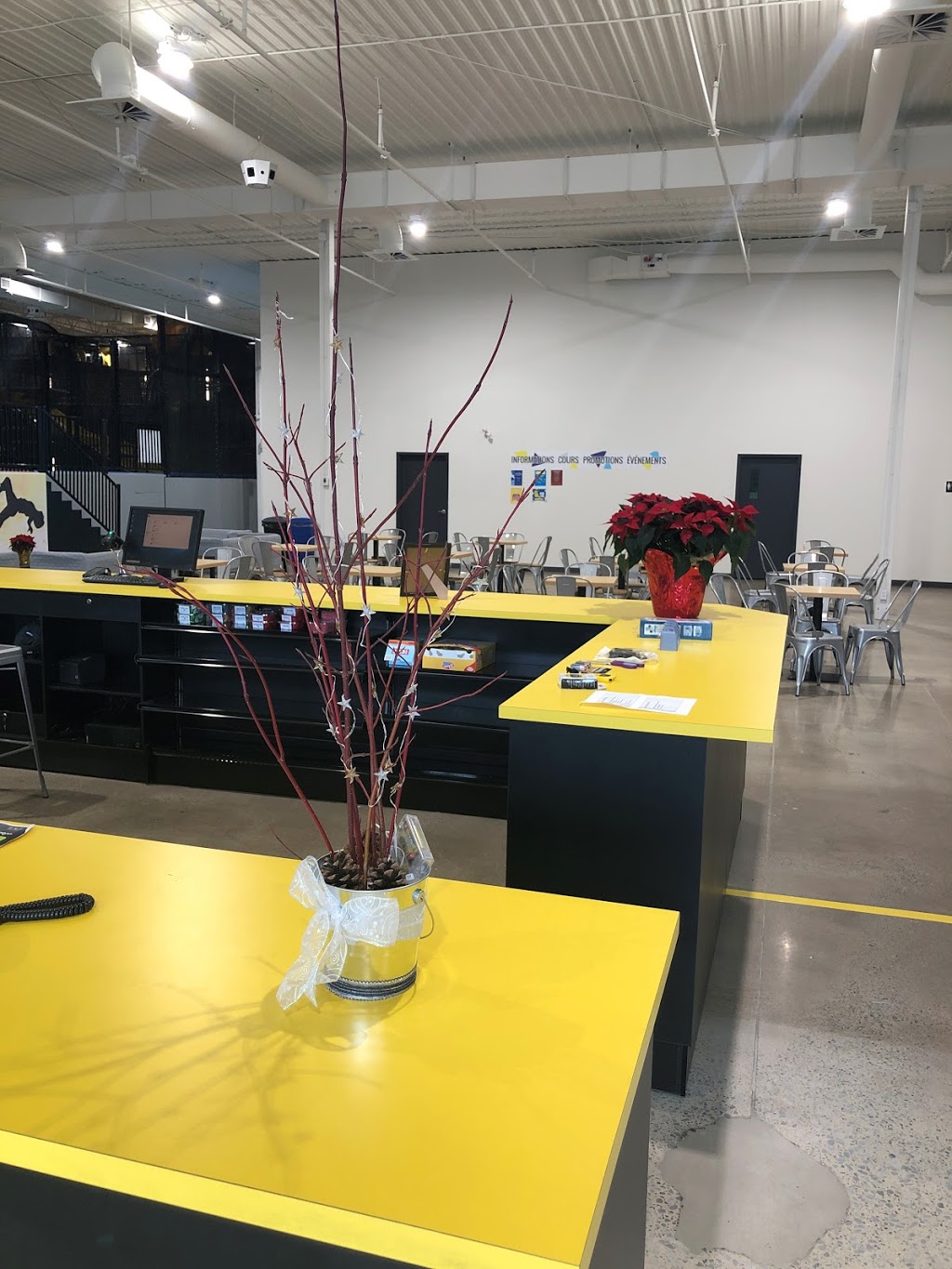 Centre récréatif O-volt Blainville | 1360 A boulevard du, Boulevard Curé-Labelle, Blainville, QC J7C 2P2, Canada | Phone: (450) 434-3000
