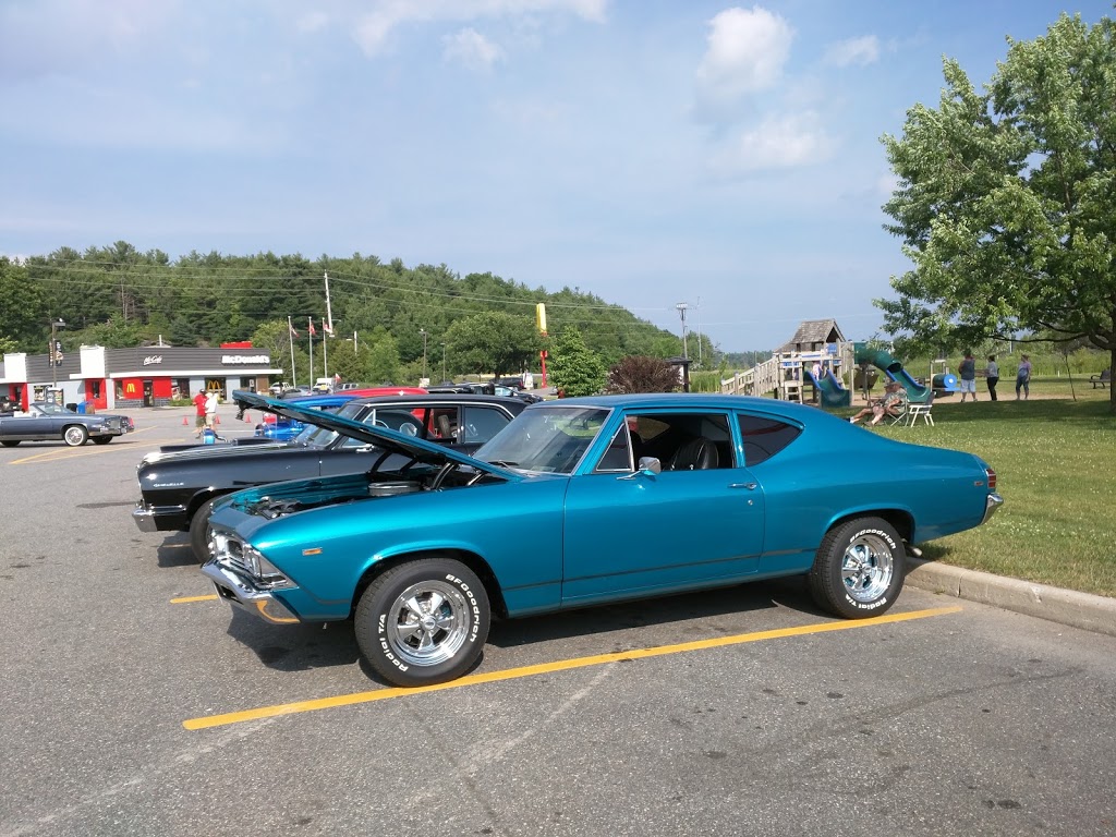 Petro-Canada | 1200 Muskoka Rd S, Gravenhurst, ON P1P 1K9, Canada | Phone: (705) 687-6462