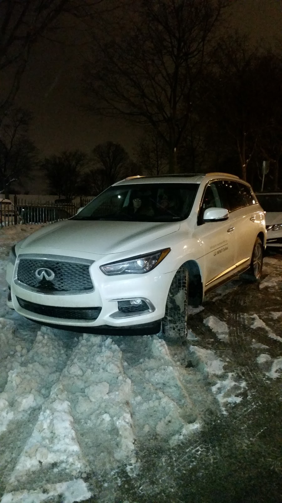 Infiniti Québec | 2766 Rue Einstein, Québec, QC G1X 4N8, Canada | Phone: (833) 572-1749
