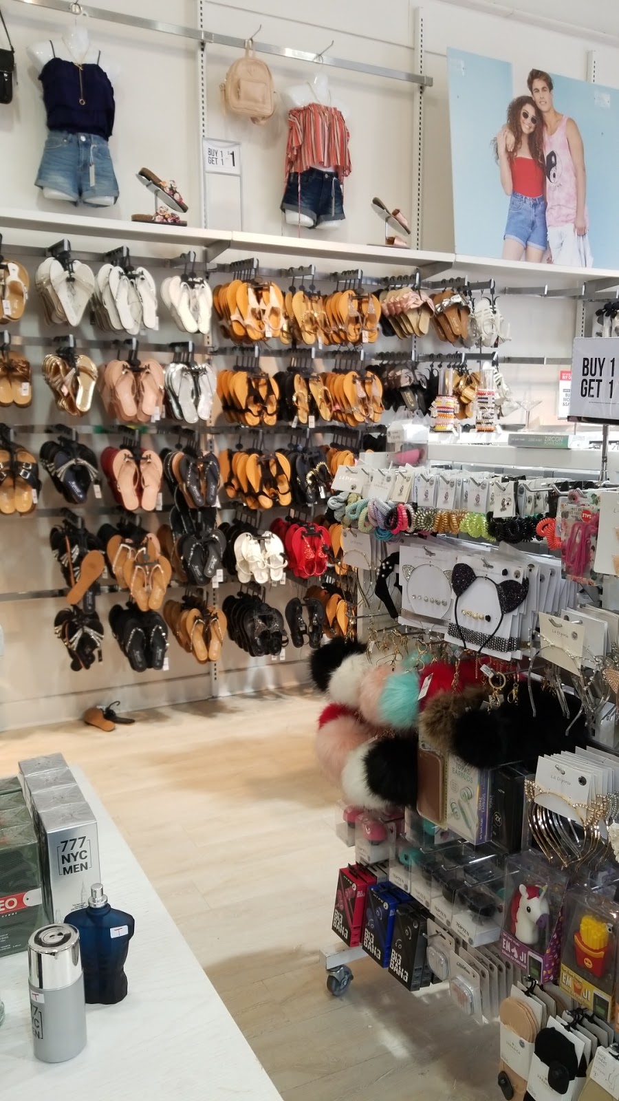 Bluenotes | 1400 Ottawa St S, Kitchener, ON N2E 4E2, Canada | Phone: (519) 585-2302