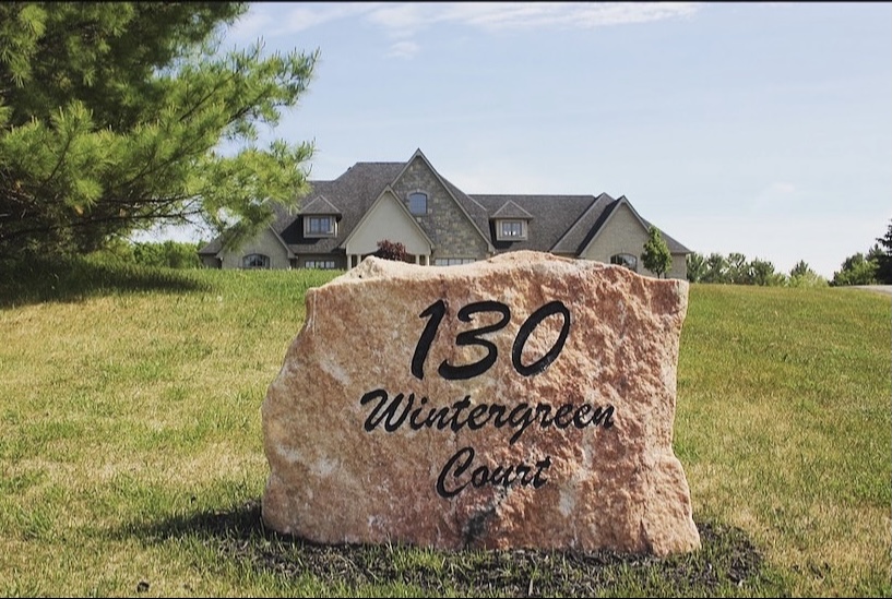 Swifty Stones Engraving | 76 Courtice Ct, Courtice, ON L1E 2T3, Canada | Phone: (905) 259-9763