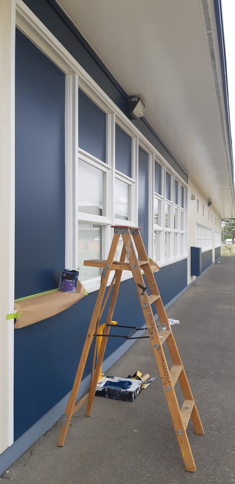 Daniel Woodward Elementary | 10300 Seacote Rd, Richmond, BC V7A 4B2, Canada | Phone: (604) 668-6296