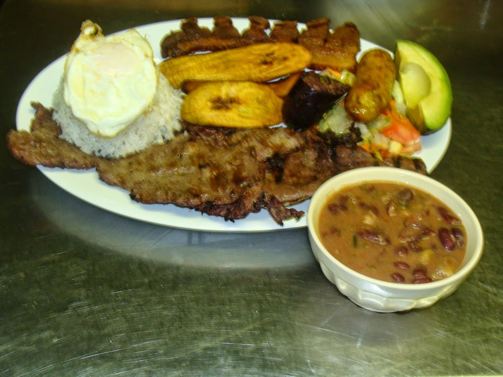 Sabor del Pacifico | 2111 Jane St #7, North York, ON M3M 1A2, Canada | Phone: (647) 317-9010