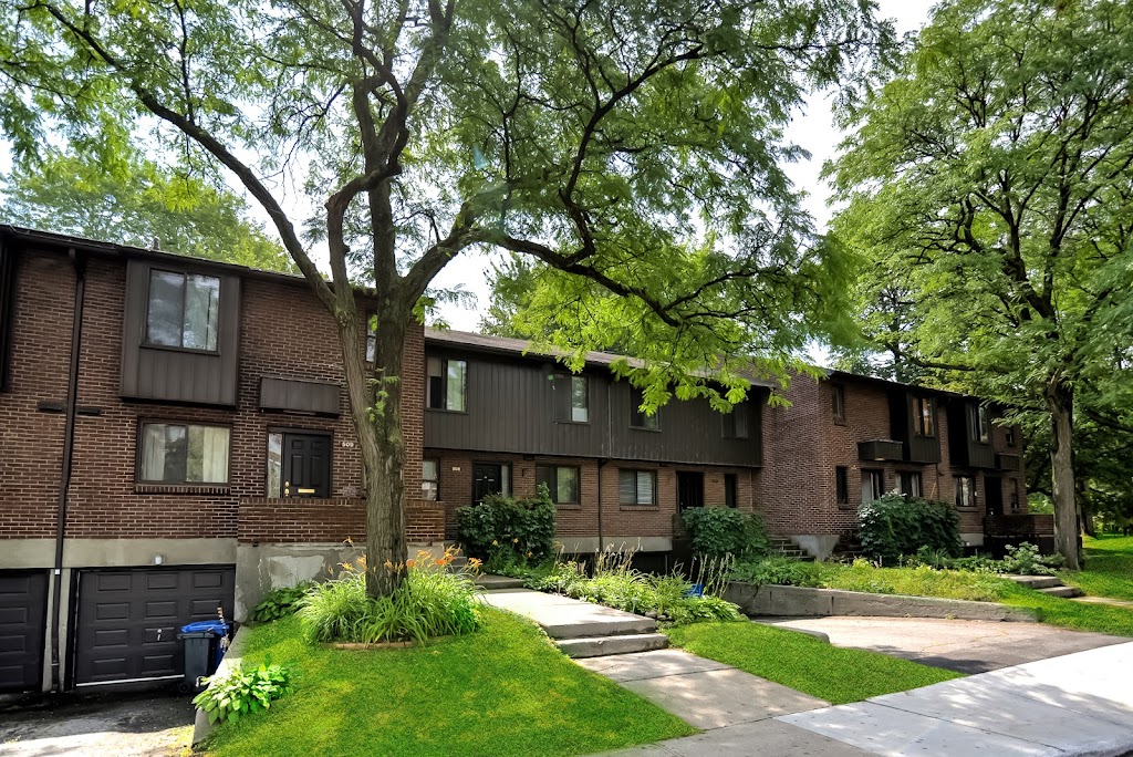 PH 2 - TH Park | Rue Abélard, Verdun, QC H3E 1B6, Canada | Phone: (514) 769-8982
