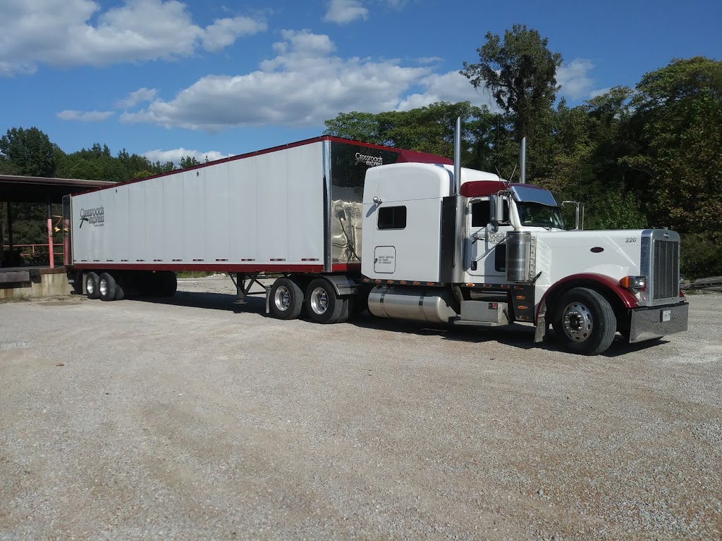 Crossroads Express | 70 Beech St, Aylmer, ON N5H 3H6, Canada | Phone: (519) 765-3032