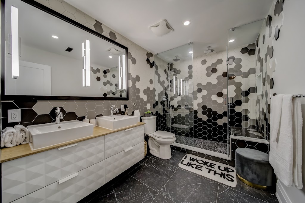The Westlake Hotel, Toronto | 2847 Lake Shore Blvd W, Etobicoke, ON M8V 1H8, Canada | Phone: (647) 588-2847