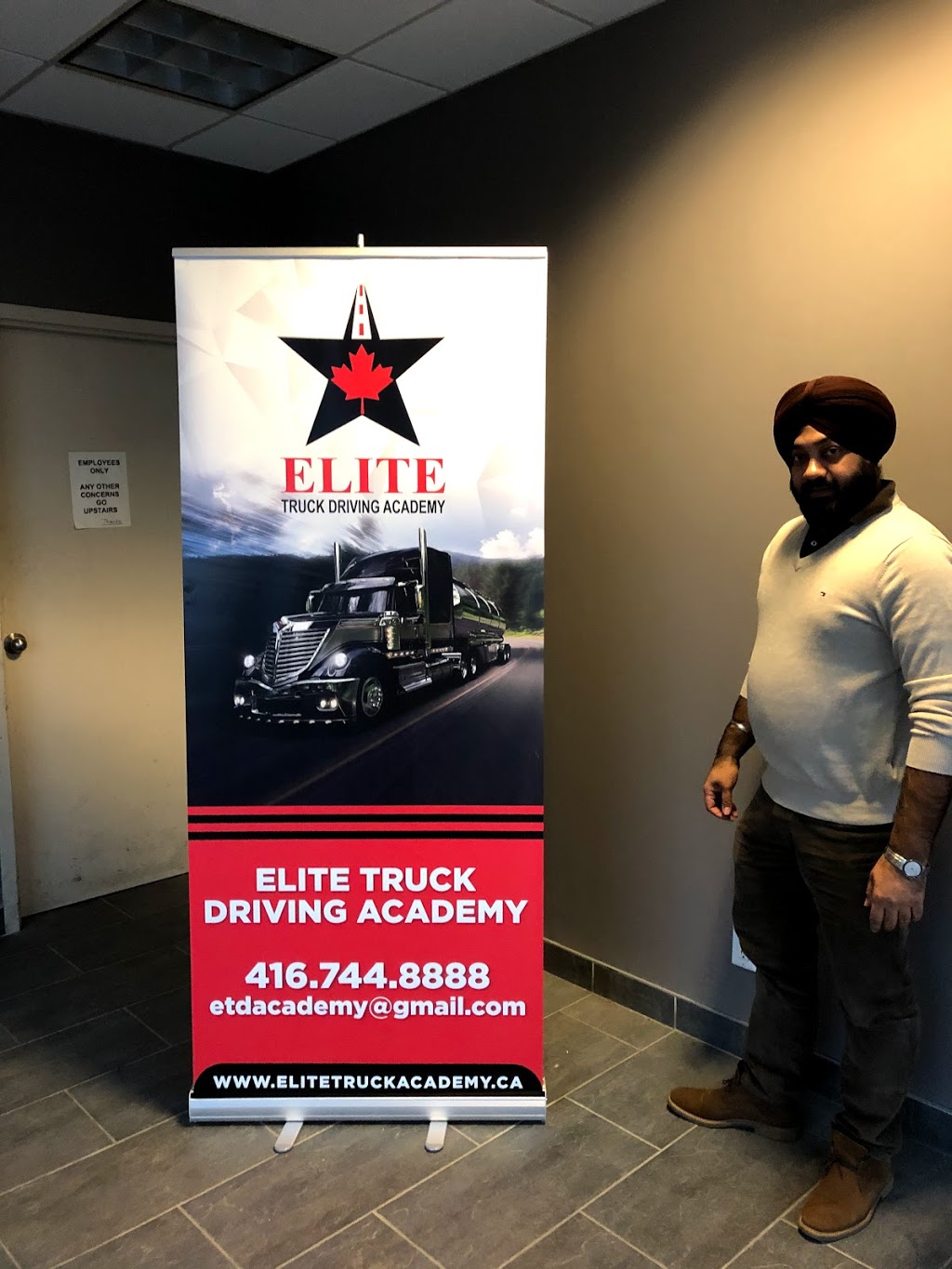 Elite truck driving Academy 68 Eastern Ave, Brampton, ON L6W 1X8, Canada