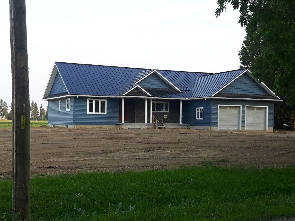 CTR Country Town Roofing | 10896-10918, Chatham-Kent County Rd 21, Dresden, ON N0P 1M0, Canada | Phone: (226) 627-2695