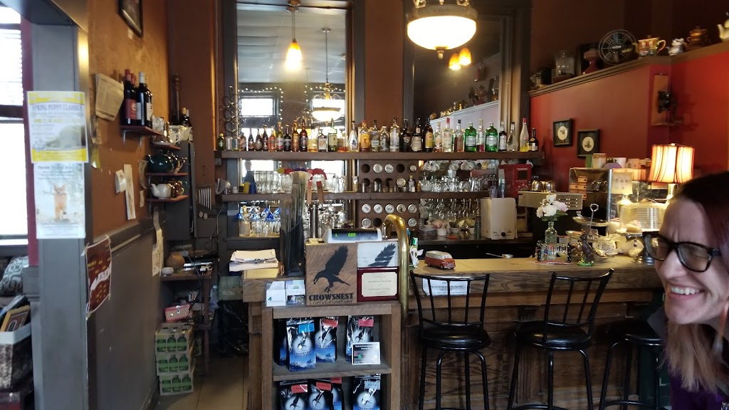 Royal Hotel | 501 1st Ave, Fernie, BC V0B 1M2, Canada | Phone: (250) 946-5395