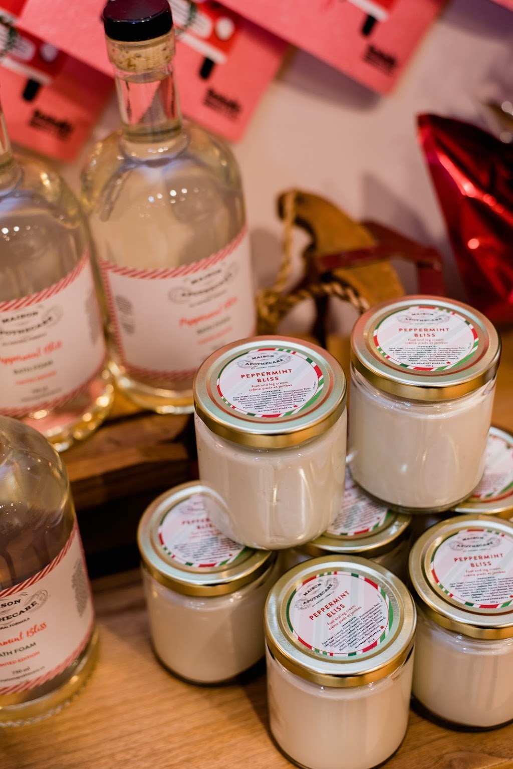 Maison Apothecare | 6 Lakeshore Rd W, Oakville, ON L6K 1C5, Canada | Phone: (888) 232-9468