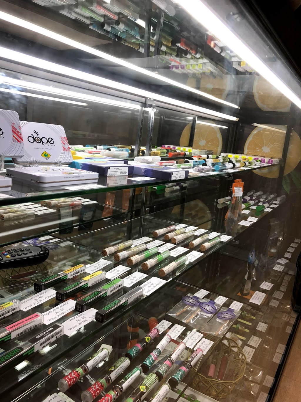 Top Shelf Cannabis | 4712 Pacific Hwy, Bellingham, WA 98226, USA | Phone: (360) 922-7749