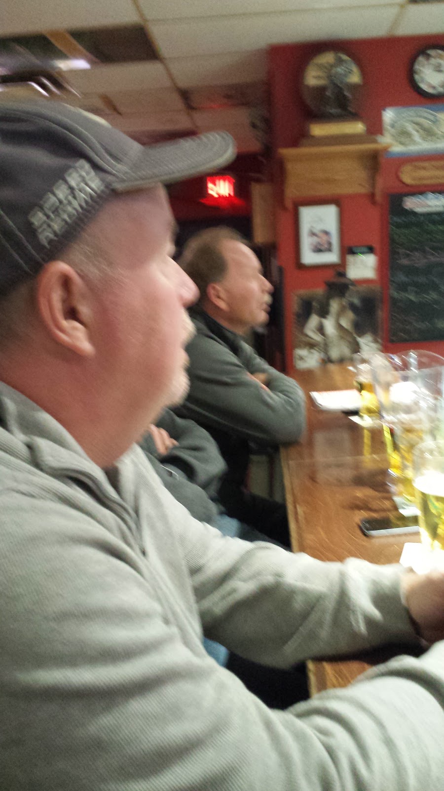 Cutchies Sports Tap & Eatery | 951 Devonshire, Woodstock, ON N4S 5S1, Canada | Phone: (519) 539-5779