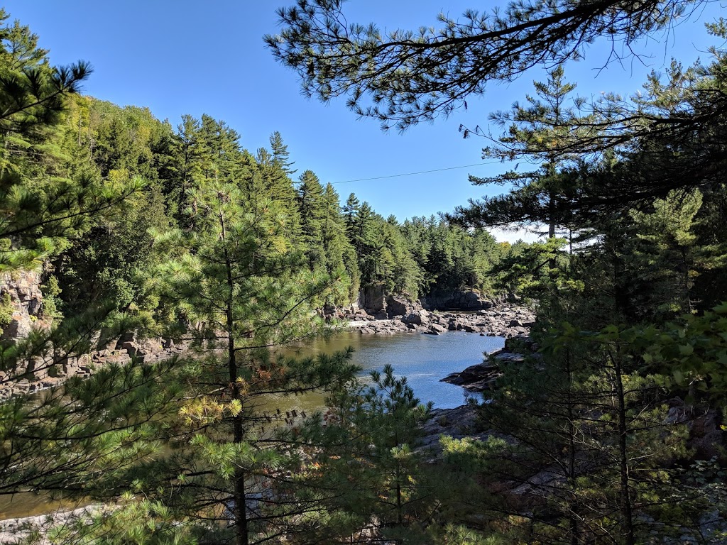 River Park Batiscan - Sector Dam / Via Batiscan | 200 Chemin du Barrage, Saint-Narcisse, QC G0X 2Y0, Canada | Phone: (418) 328-3599