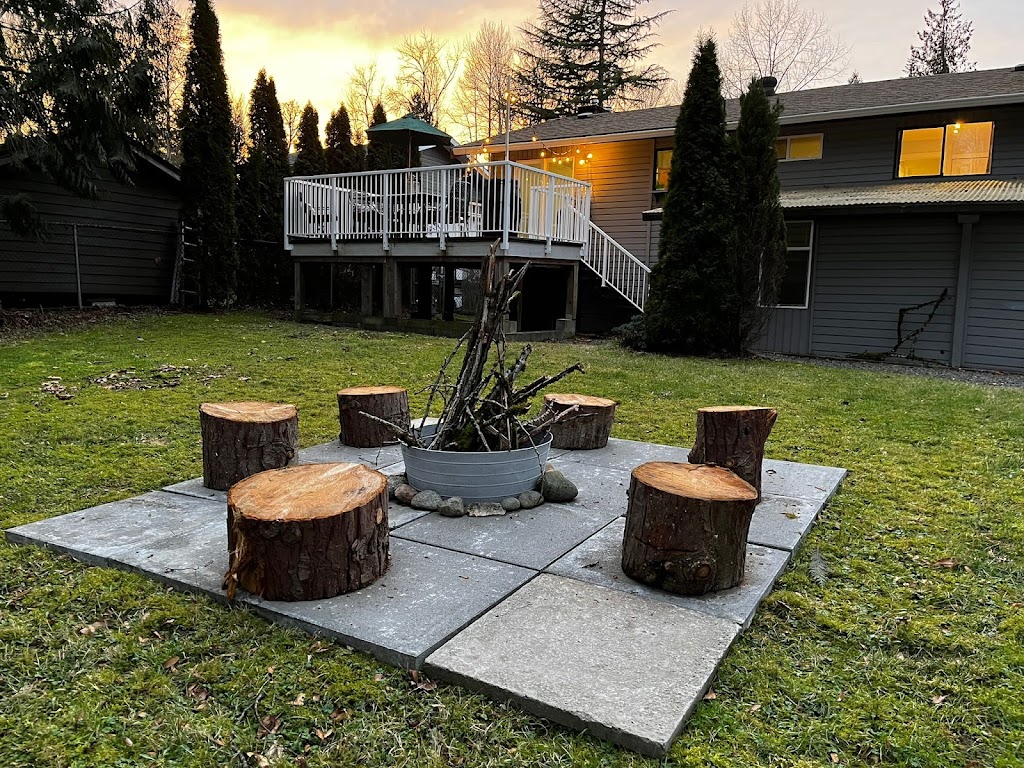 Airbnb Vancouver | 35244 McKee Rd, Abbotsford, BC V2S 6K6, Canada | Phone: (587) 576-5549