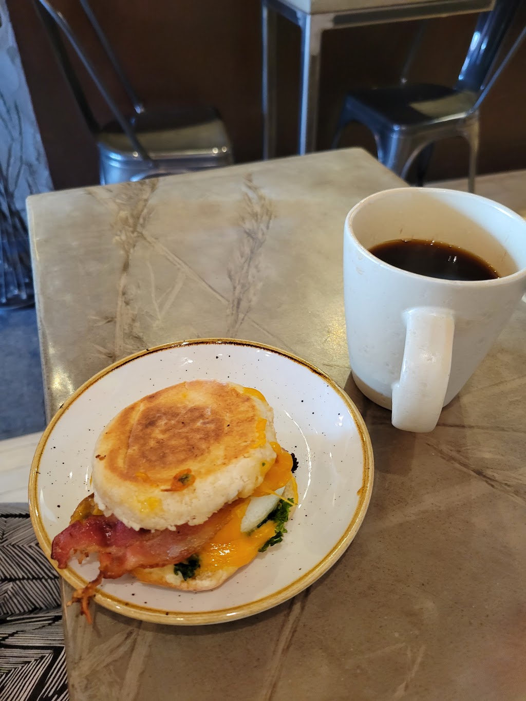 Oat Couture Oatmeal Cafe (Bank) | 1154 Bank St, Ottawa, ON K1S 3X6, Canada | Phone: (613) 737-6654