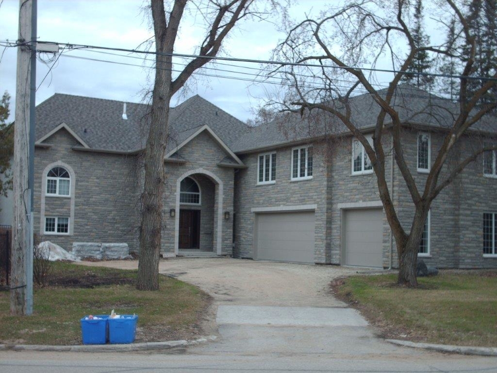 First Choice Roofing & Renovations | 351 Rd 64 N, Winnipeg, MB R2W 0K4, Canada | Phone: (204) 298-6896