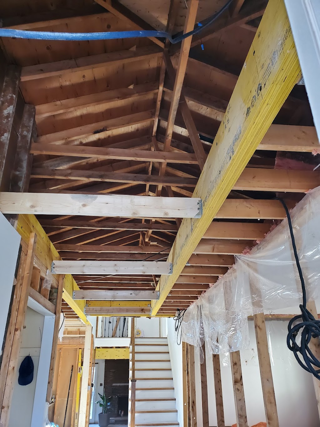 Mas renovation & carpentry inc | 167 Confederation St, Georgetown, ON L7G 4S8, Canada | Phone: (647) 200-7772