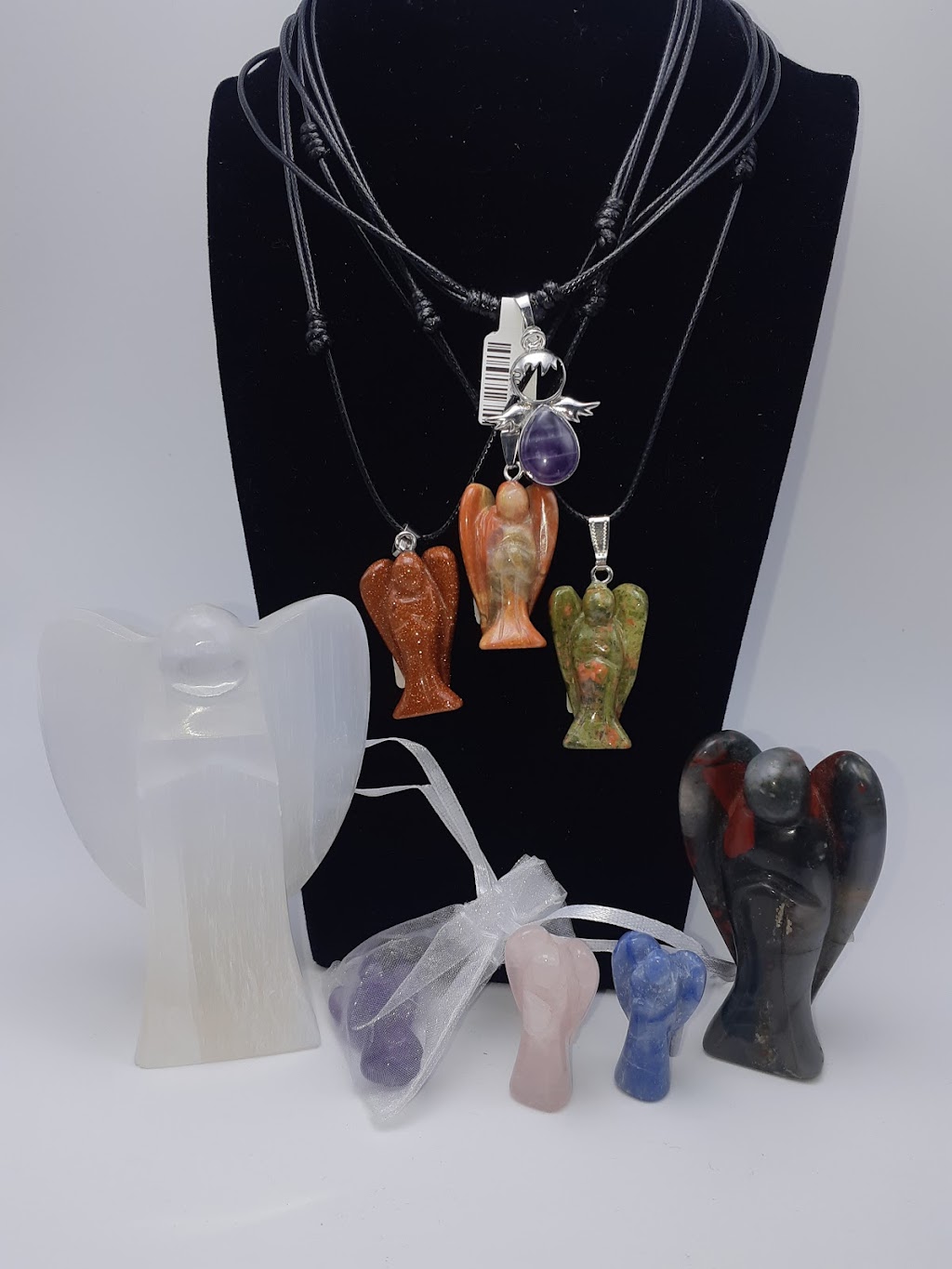 Spirit of Oneness, Home to Earth Rocks!! & The Crystal Cavern | 80 Railway St, Cochrane, AB T4C 2B5, Canada | Phone: (403) 851-4448